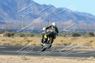 media/Jan-12-2025-CVMA (Sun) [[be1d2b16e3]]/Race 2-Supersport Middleweight/